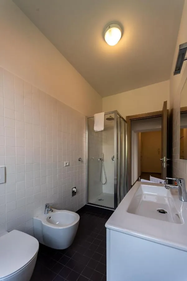 Regolo House Apartments Perledo Italien