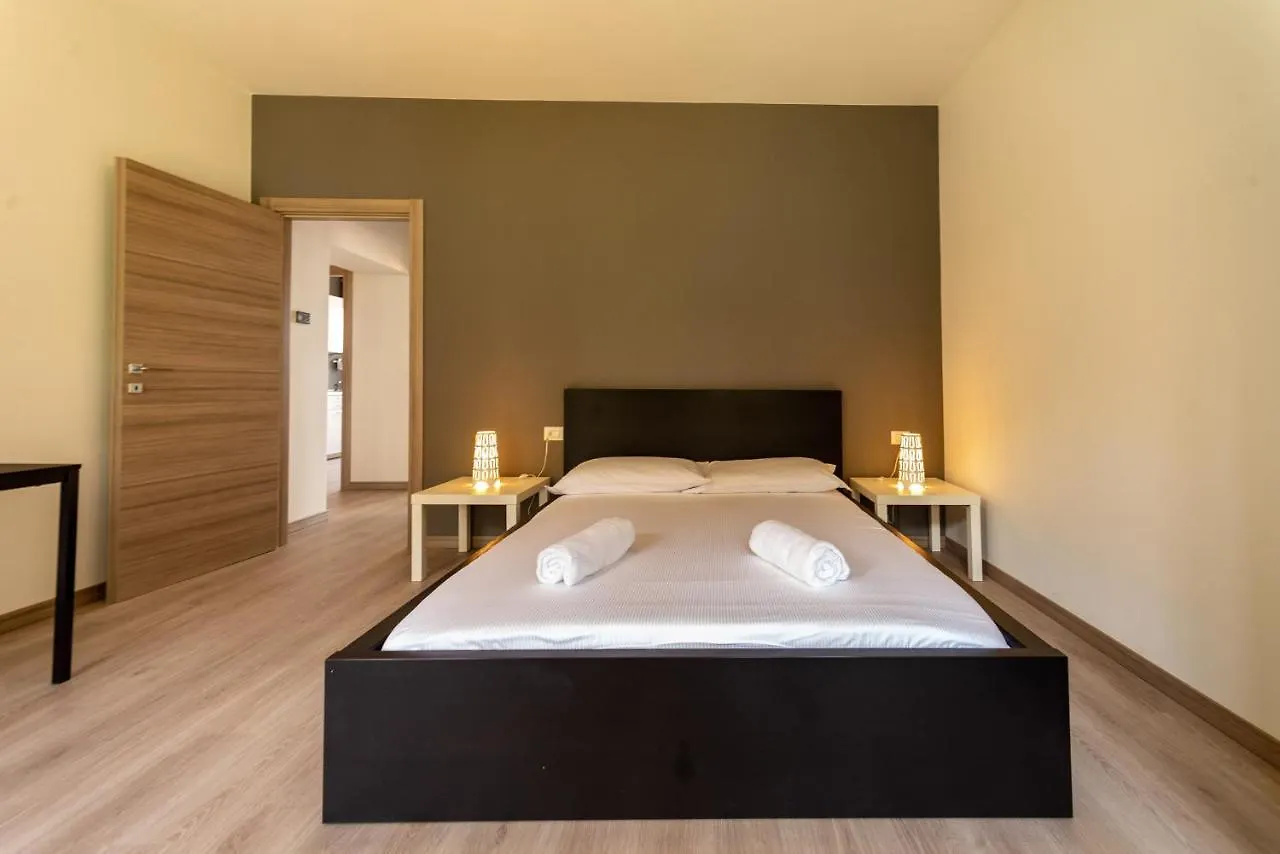 Regolo House Apartments Perledo Italien
