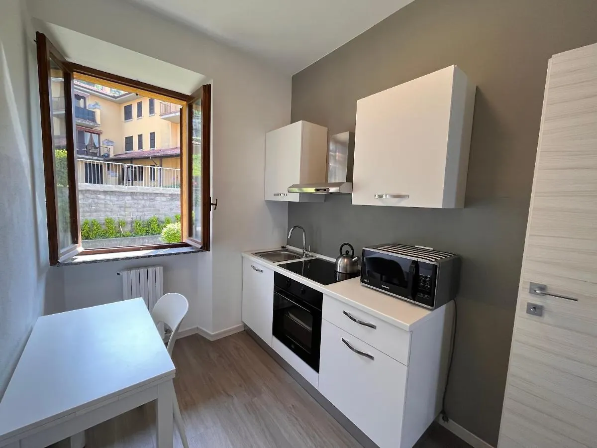 Regolo House Apartments Perledo 0*,  Italien