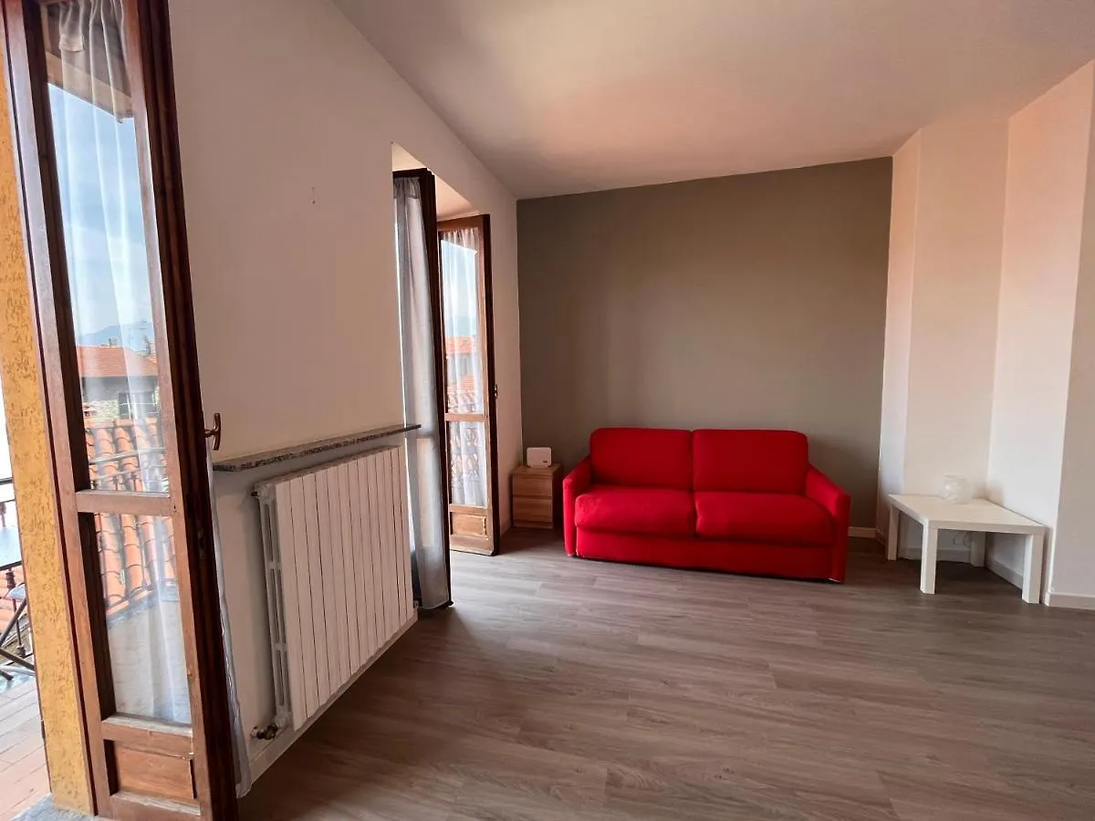 Regolo House Apartments Perledo Italien