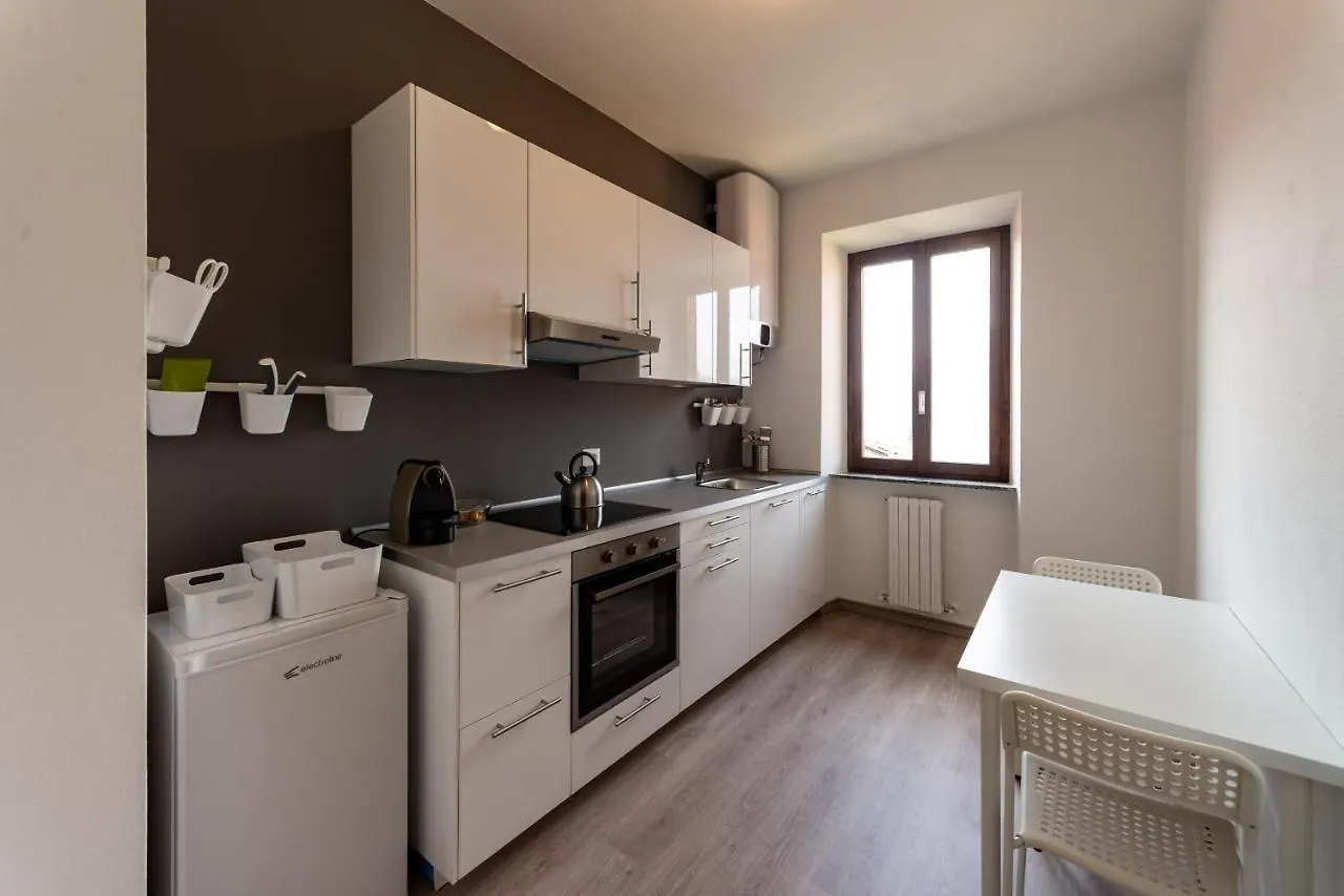 Regolo House Apartments Perledo